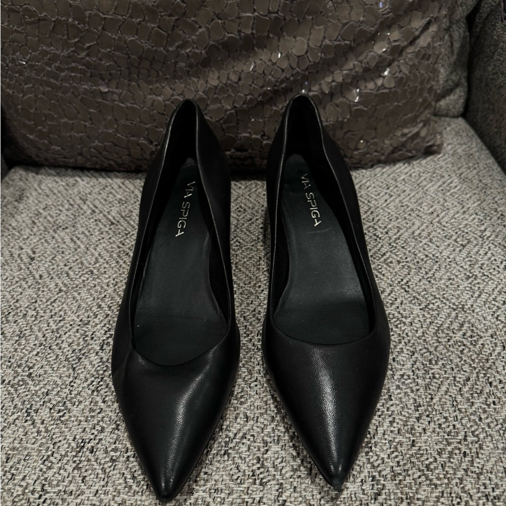 VIA SPIGA Black Leather low block heels | worn twice